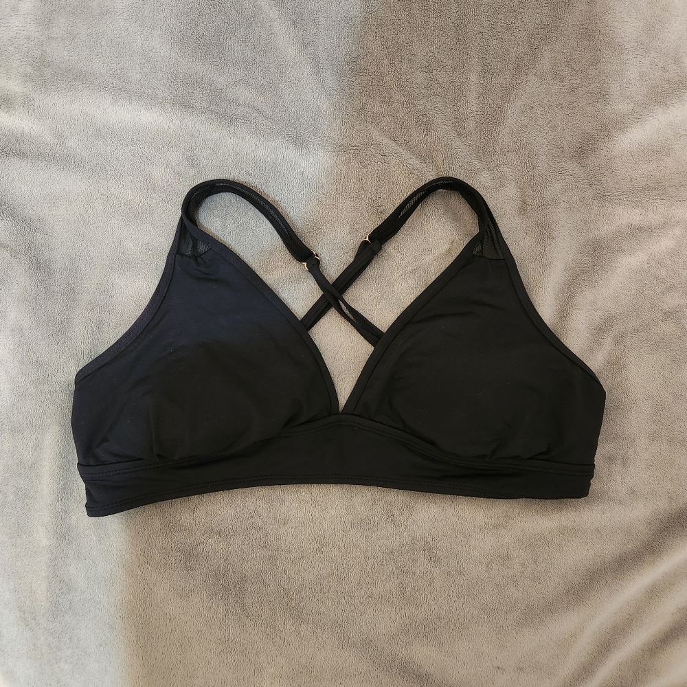 Black bikini top